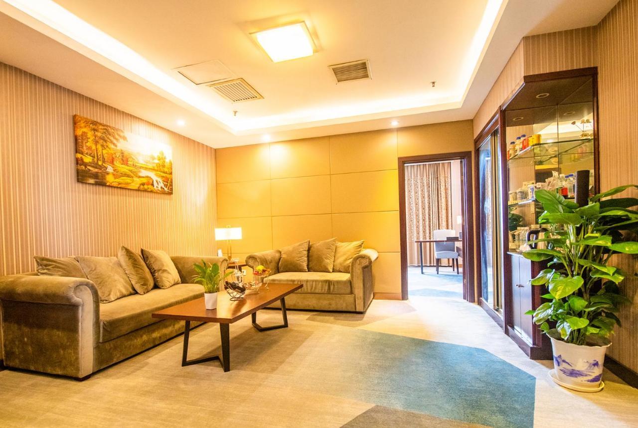 Peace International Hotel Shangrao Экстерьер фото